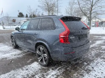 VOLVO XC90 Ultimate Dark Recharge AWD 7Sitze AHK Stand