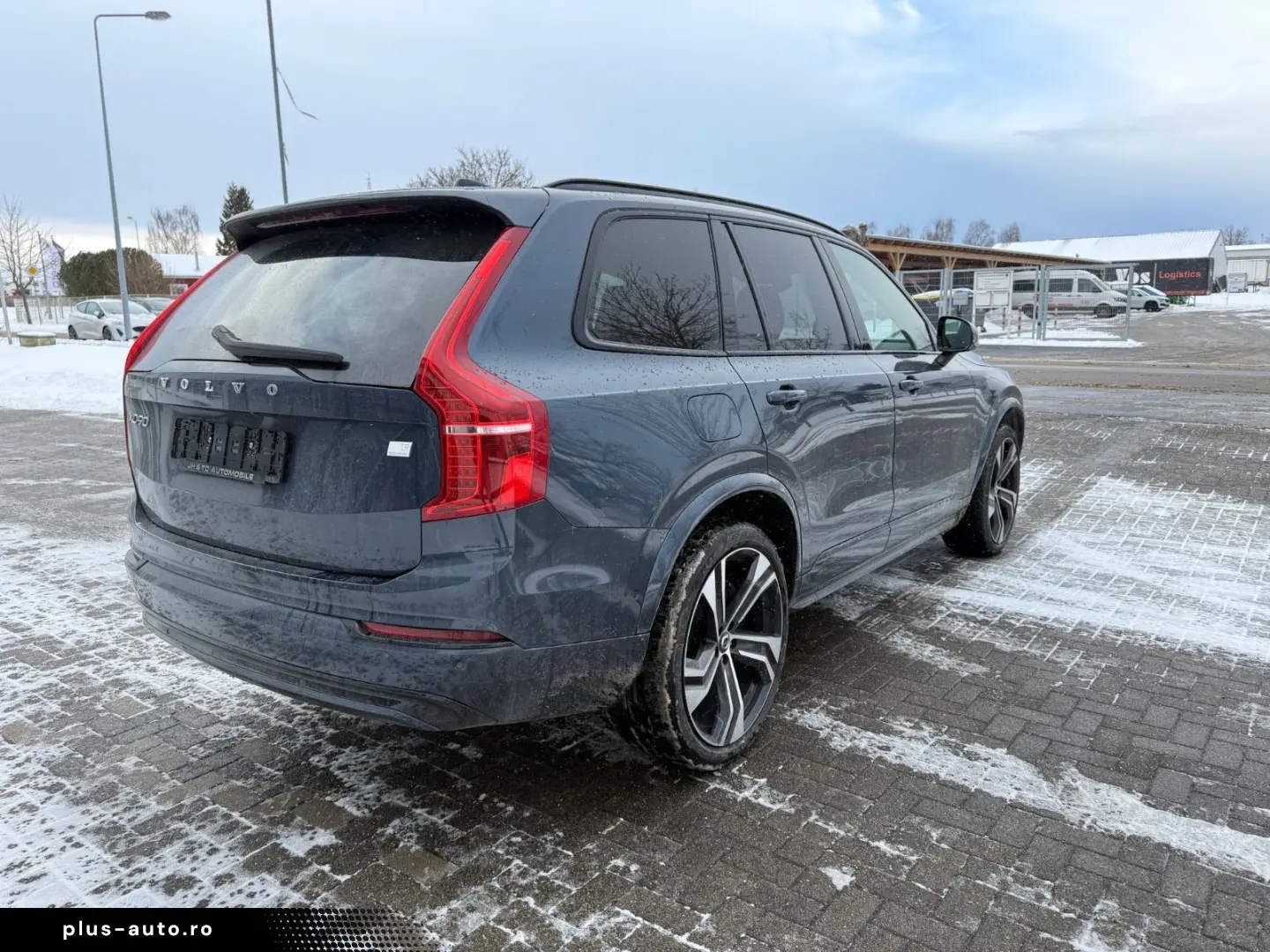 VOLVO XC90 Ultimate Dark Recharge AWD 7Sitze AHK Stand