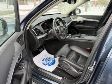 VOLVO XC90 Ultimate Dark Recharge AWD 7Sitze AHK Stand