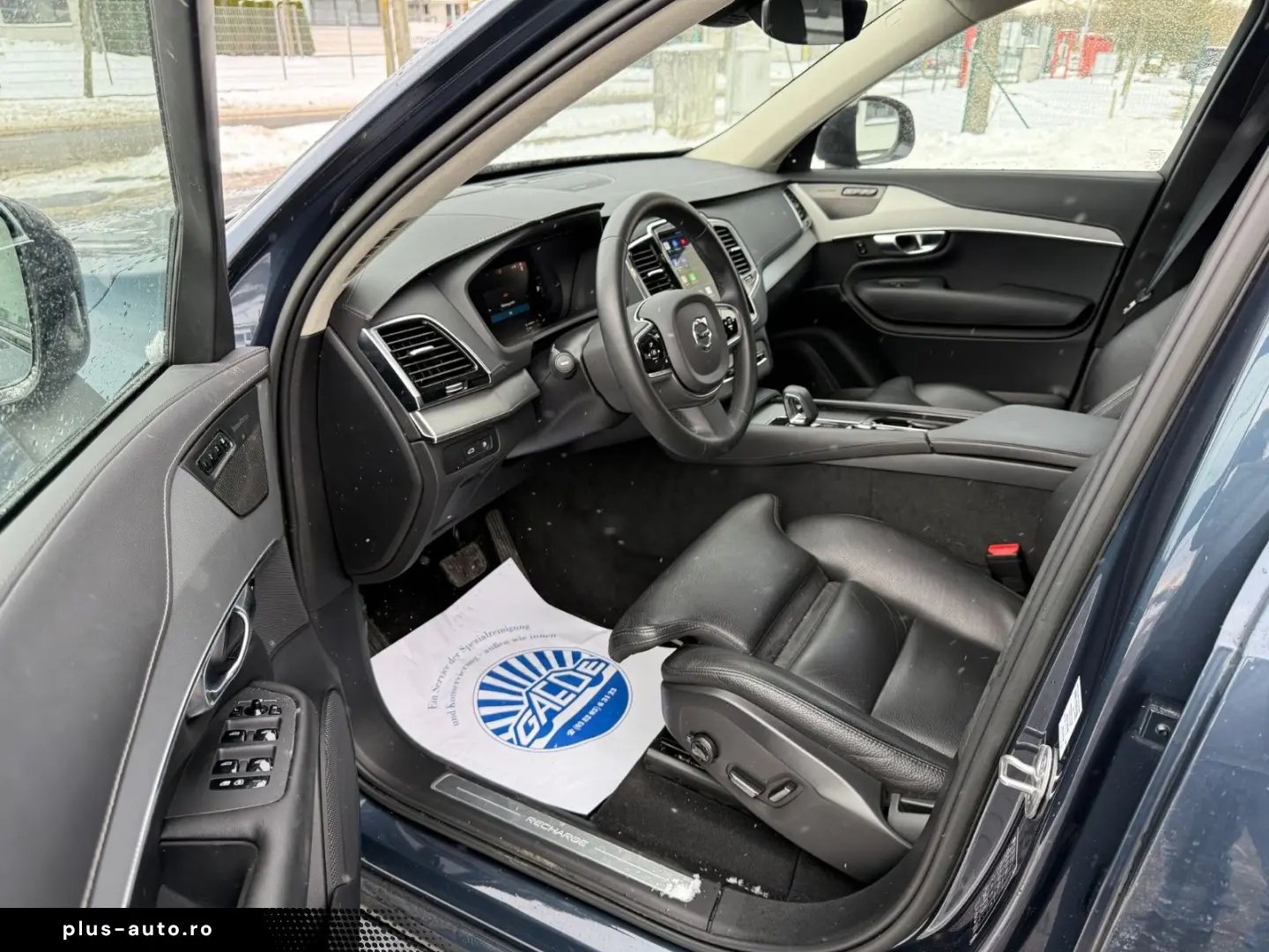 VOLVO XC90 Ultimate Dark Recharge AWD 7Sitze AHK Stand