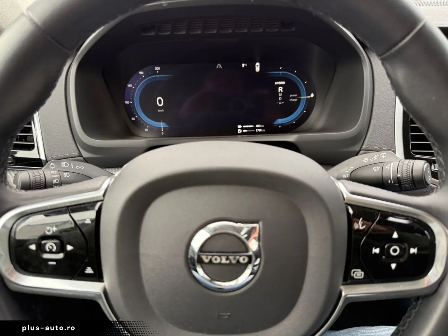 VOLVO XC90 Ultimate Dark Recharge AWD 7Sitze AHK Stand