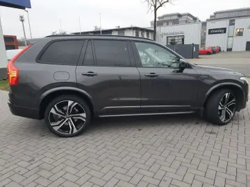 VOLVO XC90 B5 D AWD Plus Dark