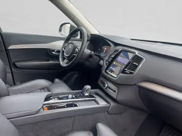 VOLVO XC90 T8 Plus Bright Standheizung AHK
