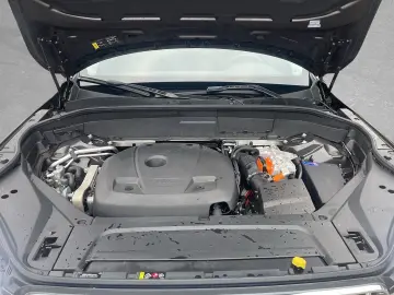 VOLVO XC90 T8 Plus Bright Standheizung AHK