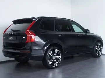 VOLVO XC90 T8 AWD TwinEngine Recharge R Design 7-Sitze
