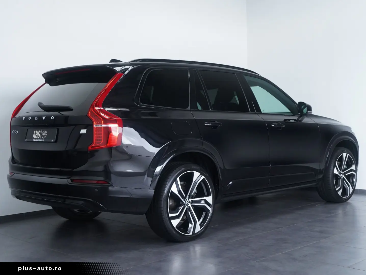 VOLVO XC90 T8 AWD TwinEngine Recharge R Design 7-Sitze
