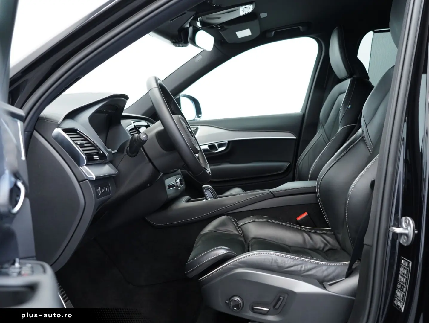 VOLVO XC90 T8 AWD TwinEngine Recharge R Design 7-Sitze