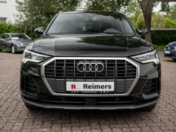 AUDI Q3 45 1.4 TFSI e basis Q3 45 TFSI e basis Pano