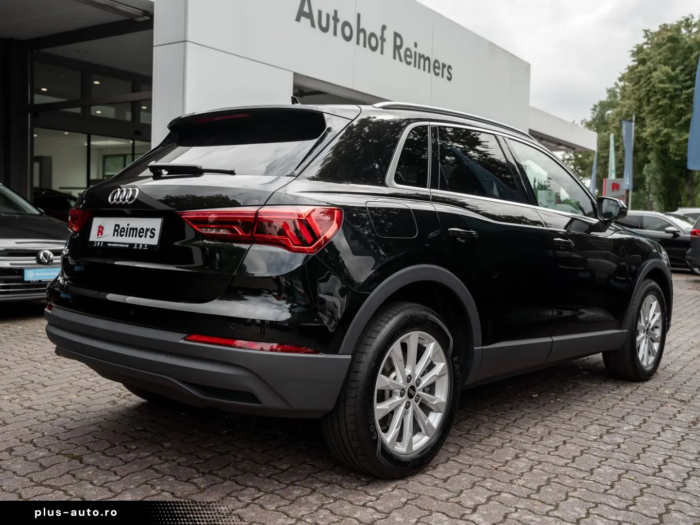 AUDI Q3 45 1.4 TFSI e basis Q3 45 TFSI e basis Pano