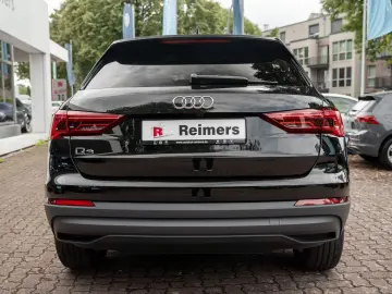 AUDI Q3 45 1.4 TFSI e basis Q3 45 TFSI e basis Pano