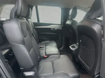 VOLVO XC90 B5 AWD Mild-Hybrid Plus Bright 7-Sitzer ACC