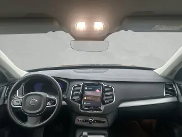 VOLVO XC90 B5 AWD Mild-Hybrid Plus Bright 7-Sitzer ACC