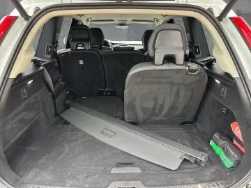 VOLVO XC90 T8 AWD Core Plug-In (EURO 6d) Klima Leder