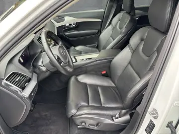 VOLVO XC90 T8 AWD Core Plug-In (EURO 6d) Klima Leder