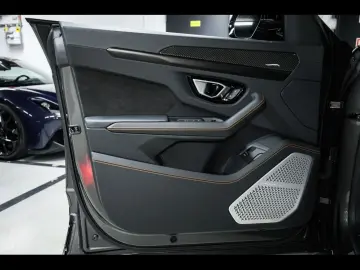 LAMBORGHINI Urus S 666 CH AKRAPOVIC CARBON AHK B&O 3&hellip;