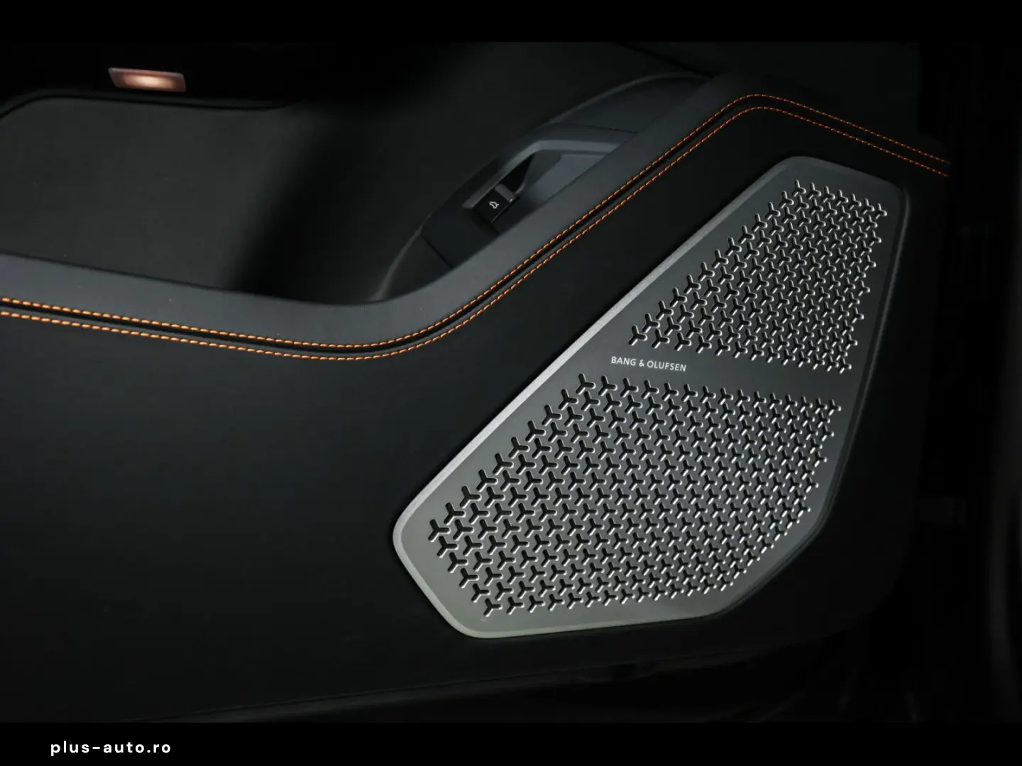 LAMBORGHINI Urus S 666 CH AKRAPOVIC CARBON AHK B&O 3&hellip;