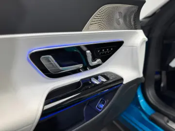 MERCEDES-BENZ SL 63 AMG Premium  360  Head-Up MANUFAKTUR