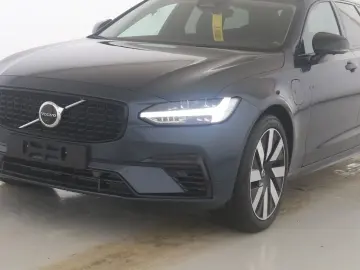VOLVO V90 T6 Plus Dark Recharge Plug-In Hybrid AWD