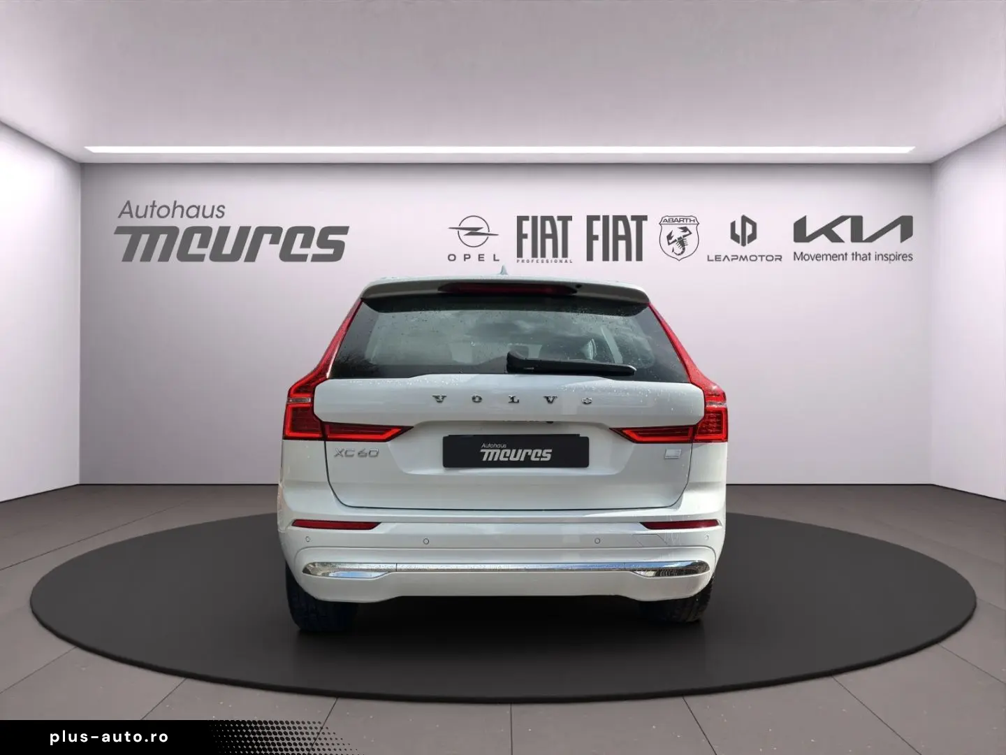 VOLVO XC60 Recharge T6 Twin Engine Core Plug-In Hybrid