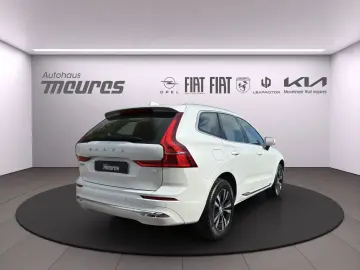 VOLVO XC60 Recharge T6 Twin Engine Core Plug-In Hybrid