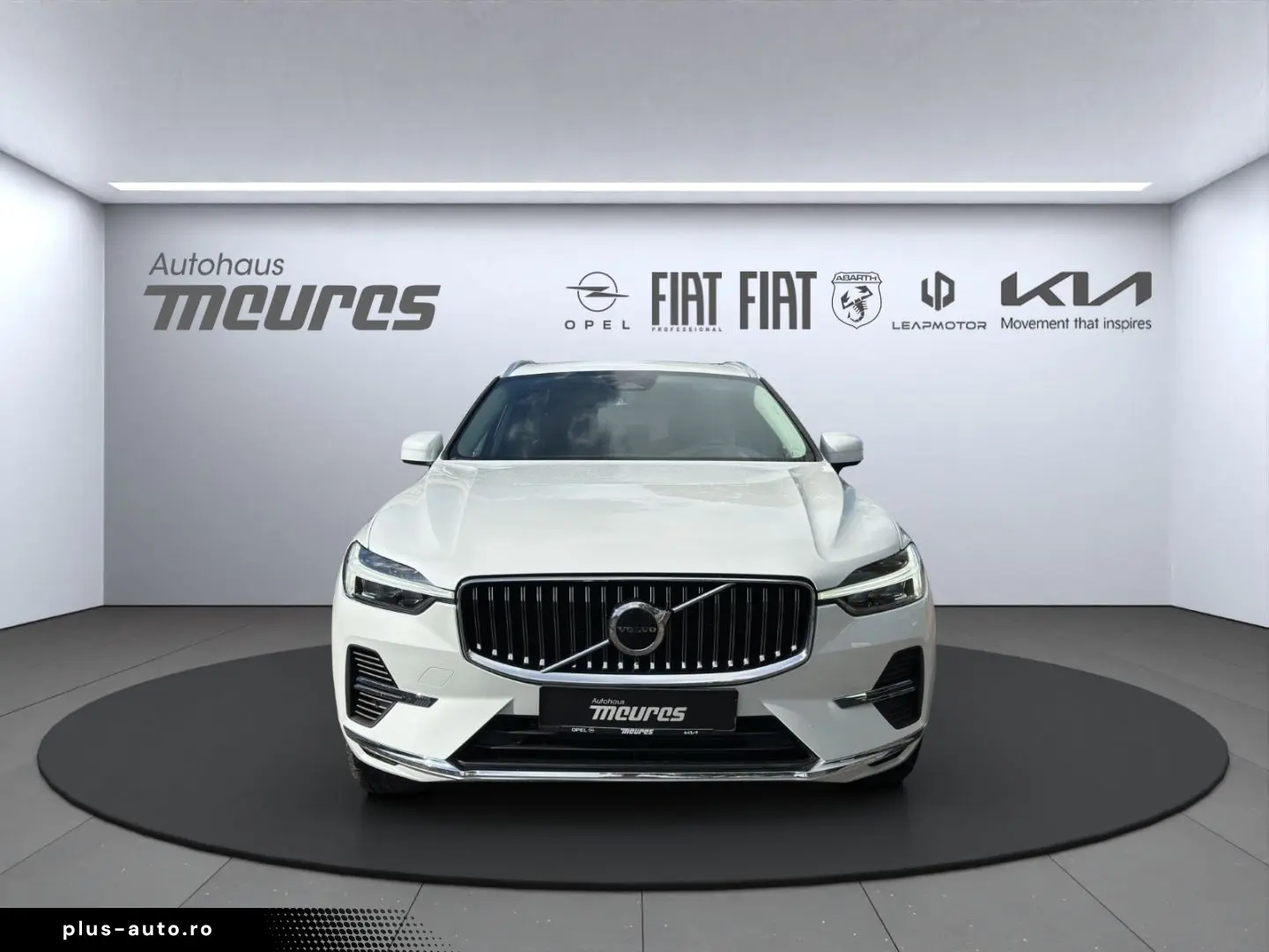 VOLVO XC60 Recharge T6 Twin Engine Core Plug-In Hybrid