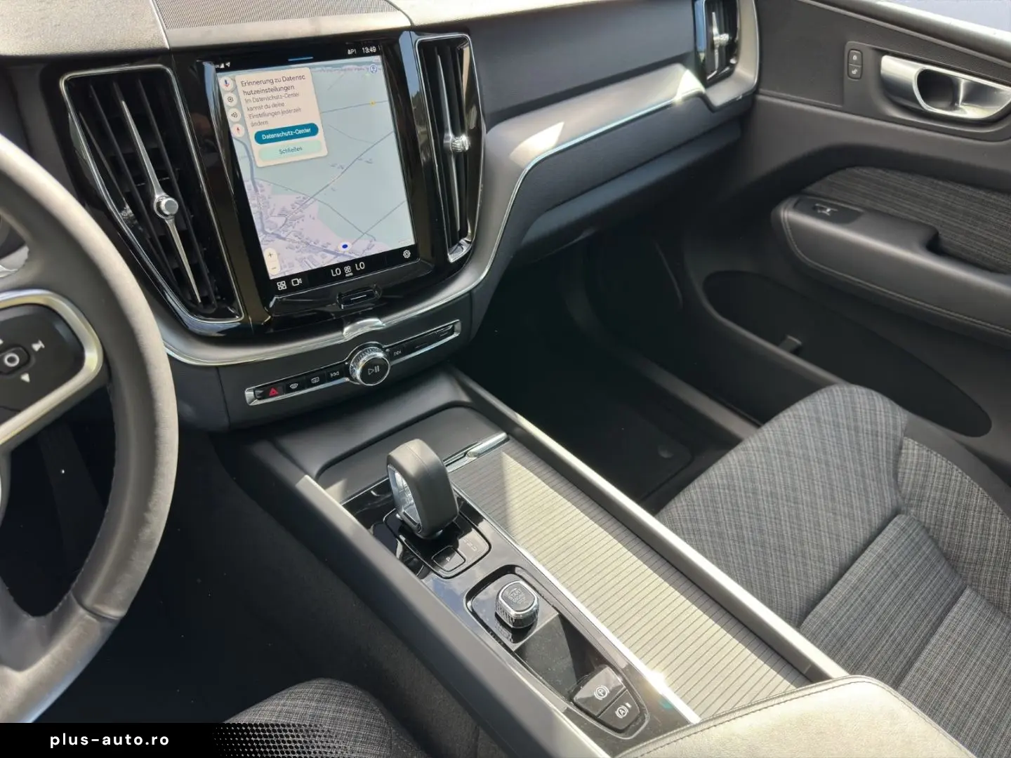 VOLVO XC60 Recharge T6 Twin Engine Core Plug-In Hybrid