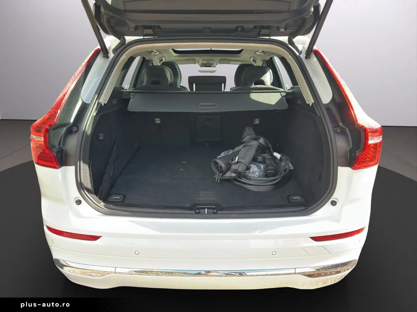 VOLVO XC60 Recharge T6 Twin Engine Core Plug-In Hybrid