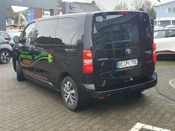 TOYOTA Proace Electric (75 kWh) L1 (8-Si.) Verso Team D