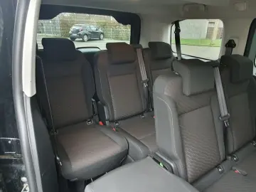 TOYOTA Proace Electric (75 kWh) L1 (8-Si.) Verso Team D