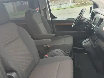 TOYOTA Proace Electric (75 kWh) L1 (8-Si.) Verso Team D