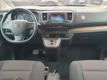 TOYOTA Proace Electric (75 kWh) L1 (8-Si.) Verso Team D