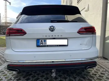 VW Touareg 3.0 V6 eHybrid 4MOTION Tiptr. Atmosp...
