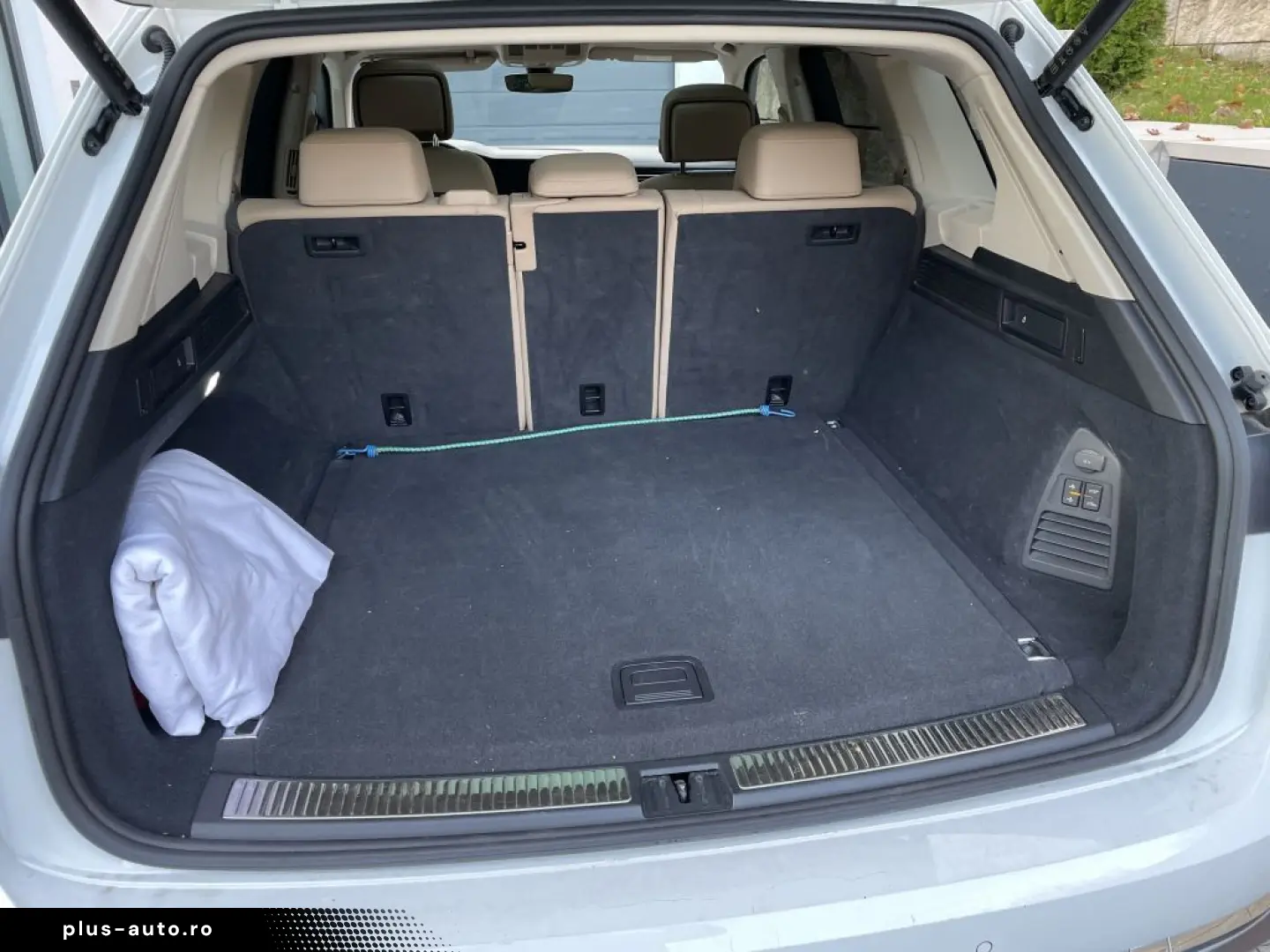 VW Touareg 3.0 V6 eHybrid 4MOTION Tiptr. Atmosp...