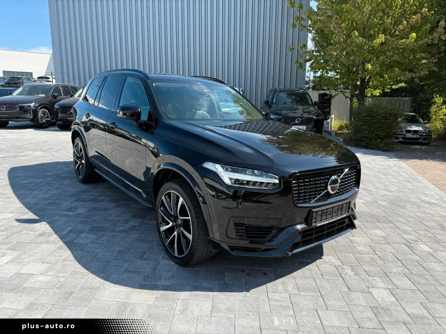 VOLVO XC90 T8 AWD PLUS DARK AHK CAM PANO BEL.SITZE HK