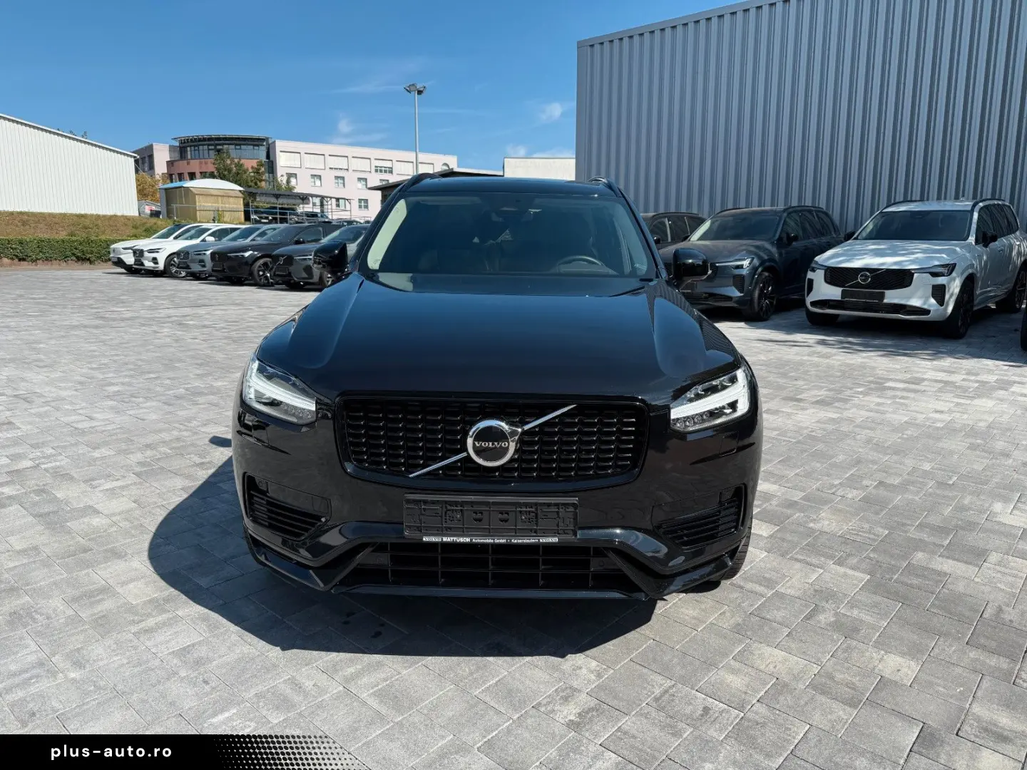 VOLVO XC90 T8 AWD PLUS DARK AHK CAM PANO BEL.SITZE HK