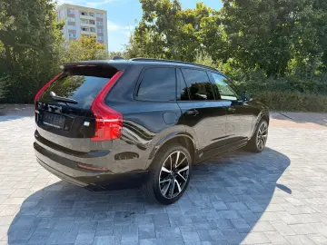 VOLVO XC90 T8 AWD PLUS DARK AHK CAM PANO BEL.SITZE HK