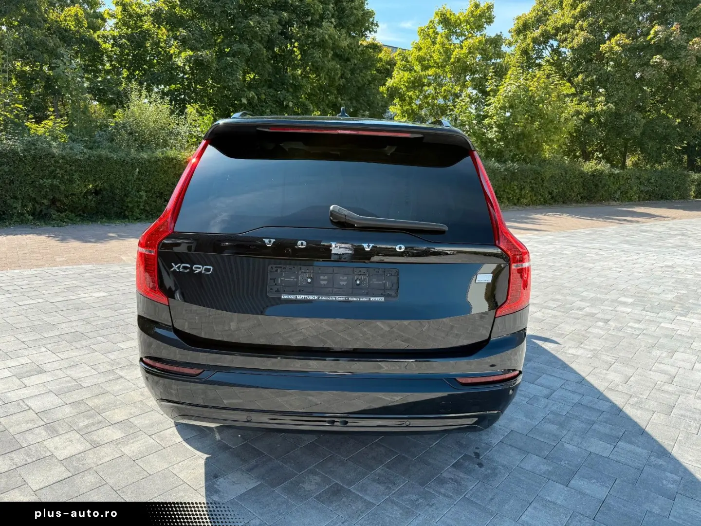 VOLVO XC90 T8 AWD PLUS DARK AHK CAM PANO BEL.SITZE HK