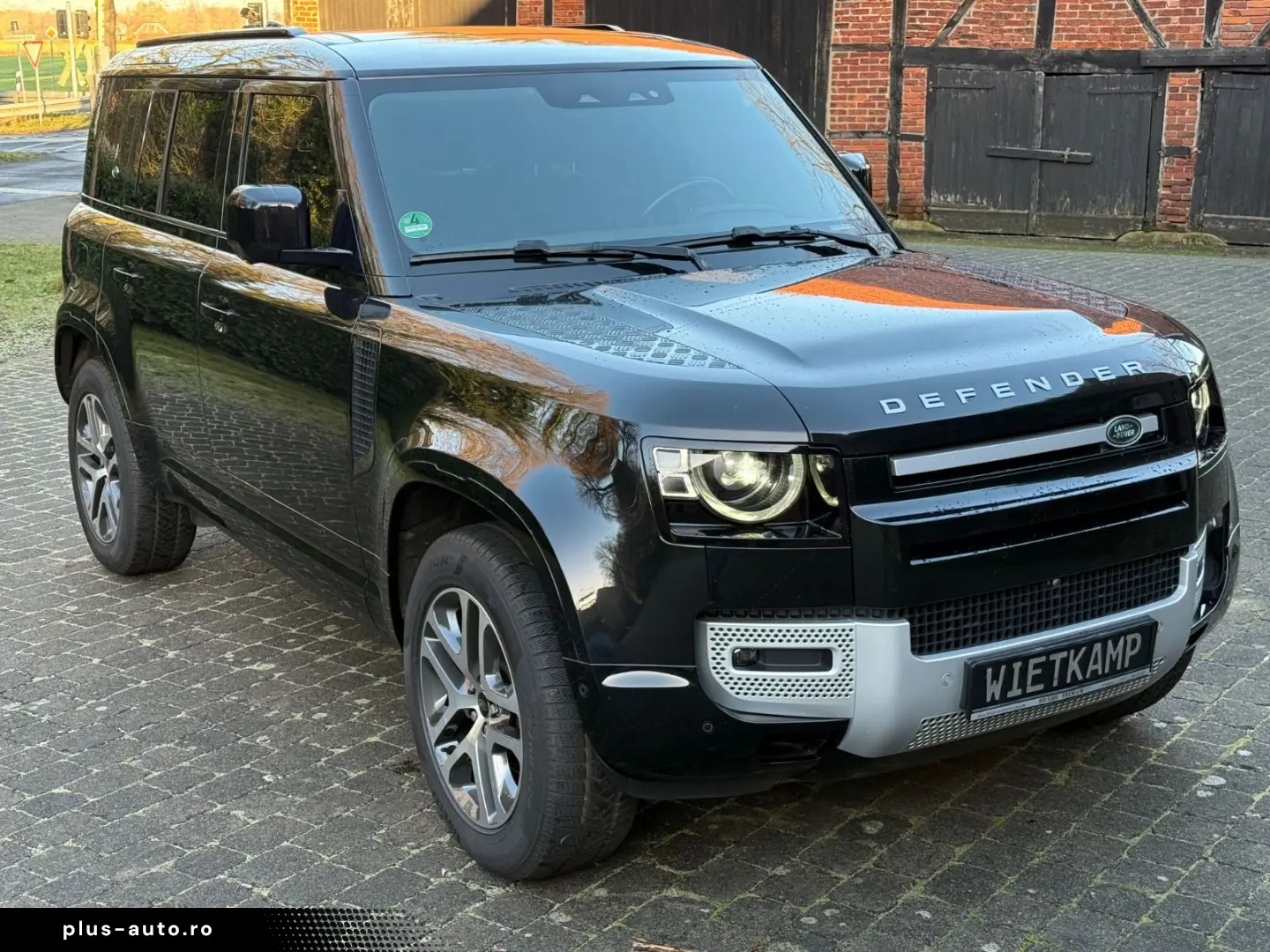 LAND ROVER Defender 110 XS Edition Pano LED AHK Garantie