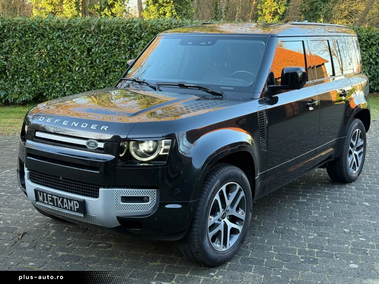 LAND ROVER Defender 110 XS Edition Pano LED AHK Garantie