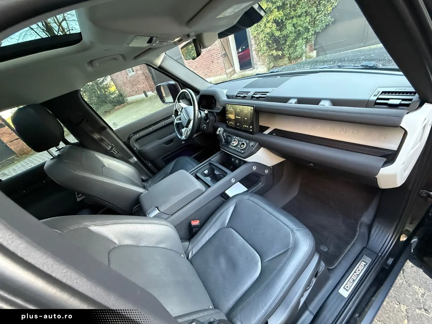 LAND ROVER Defender 110 XS Edition Pano LED AHK Garantie