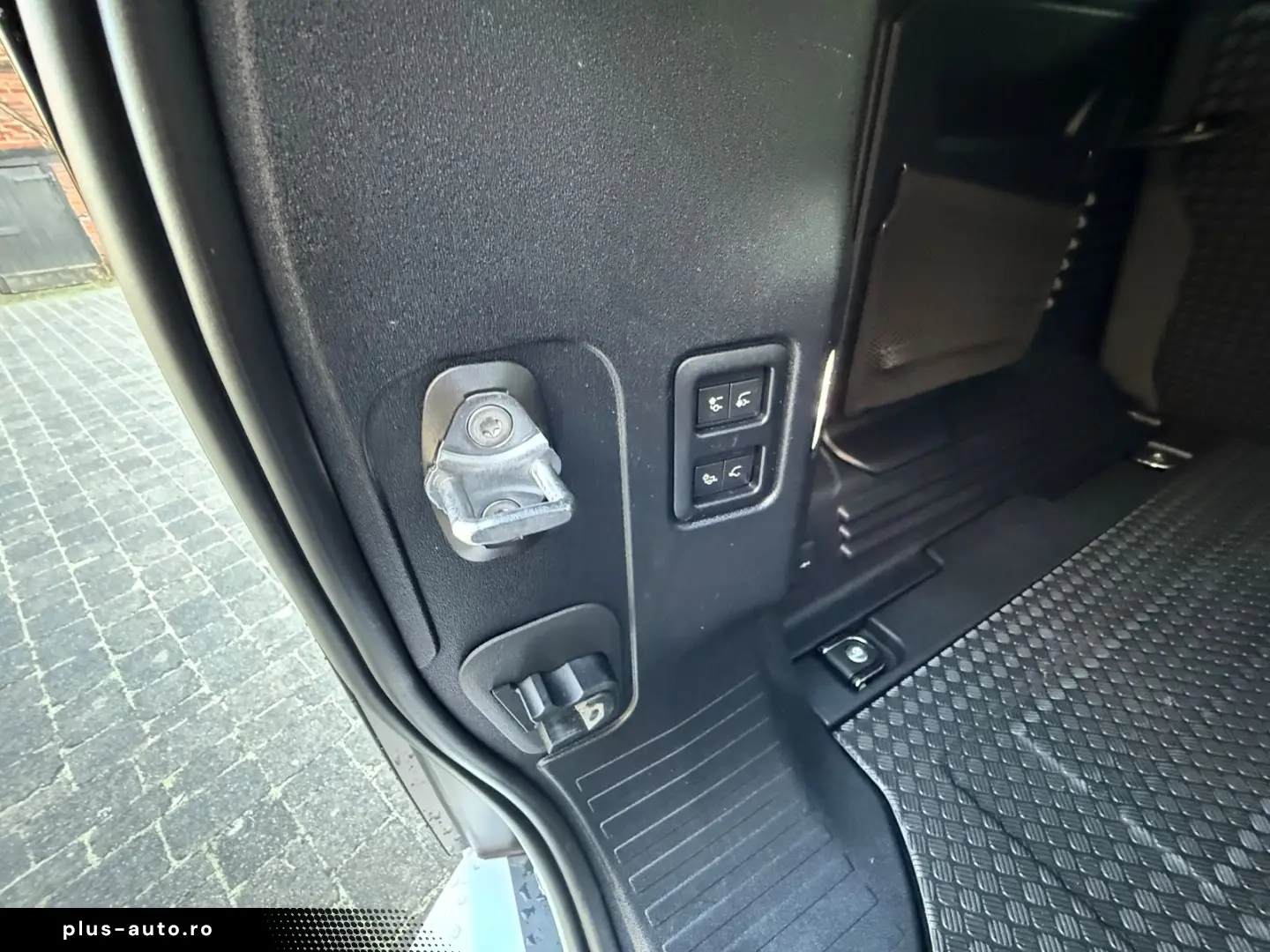 LAND ROVER Defender 110 XS Edition Pano LED AHK Garantie