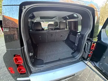 LAND ROVER Defender 110 XS Edition Pano LED AHK Garantie