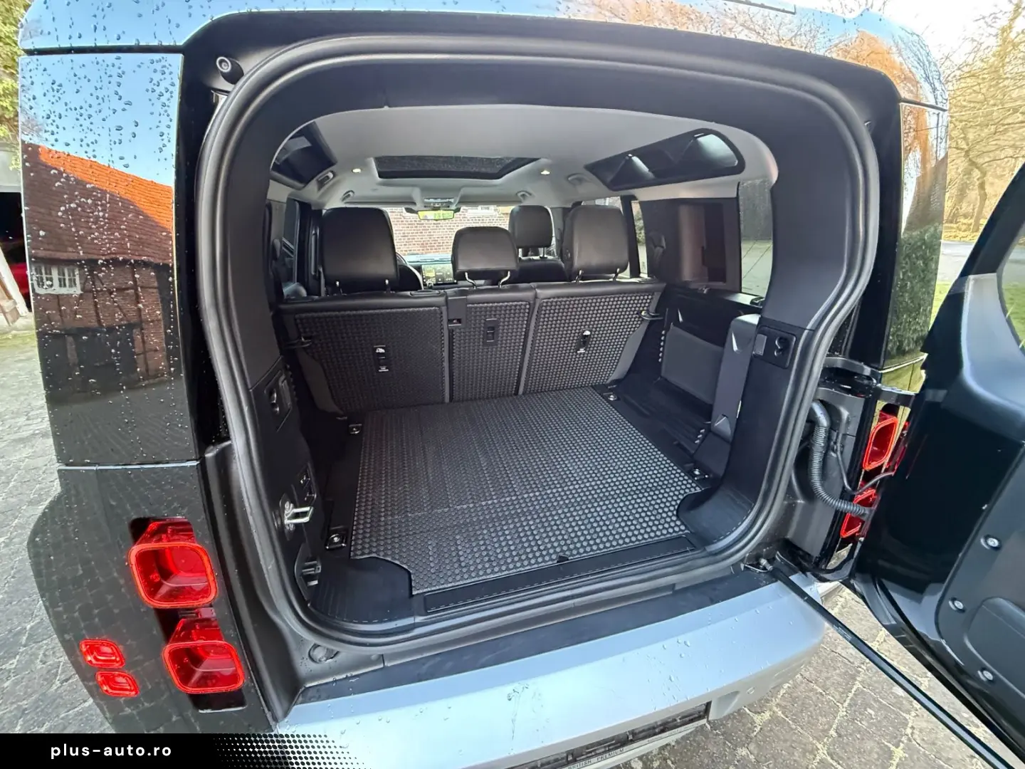 LAND ROVER Defender 110 XS Edition Pano LED AHK Garantie