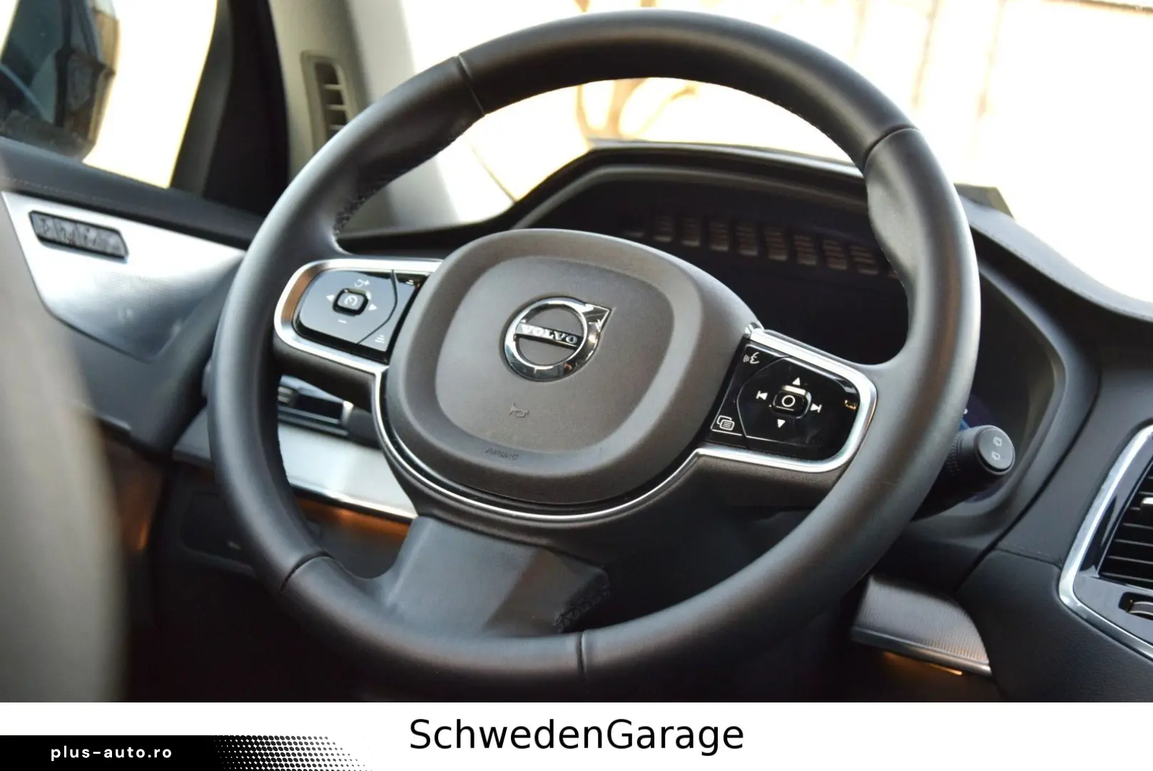 VOLVO XC90 T8 Plus Dark Recharge AWD Bowers&Wilkins