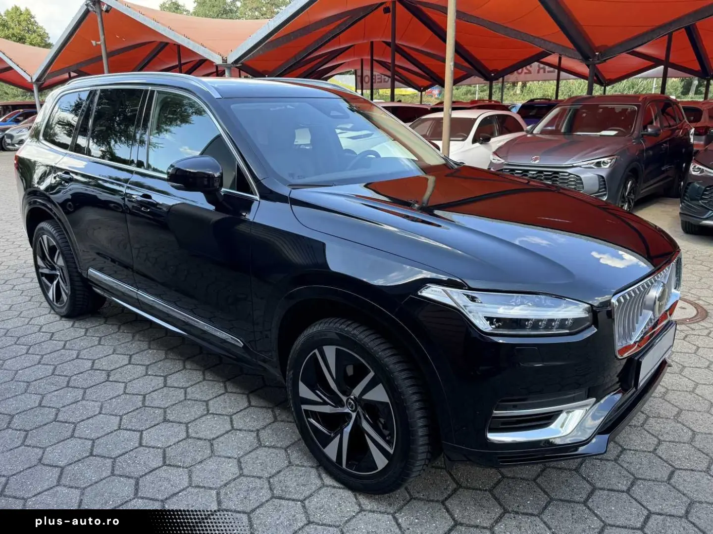 VOLVO XC 90 T8 Core Recharge Plug-In Hybrid AWD
