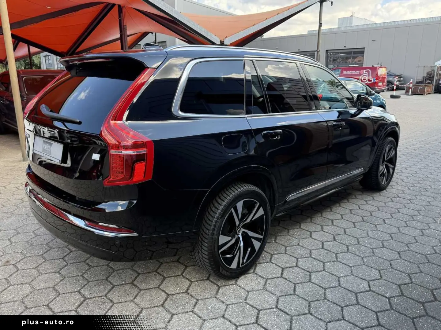 VOLVO XC 90 T8 Core Recharge Plug-In Hybrid AWD