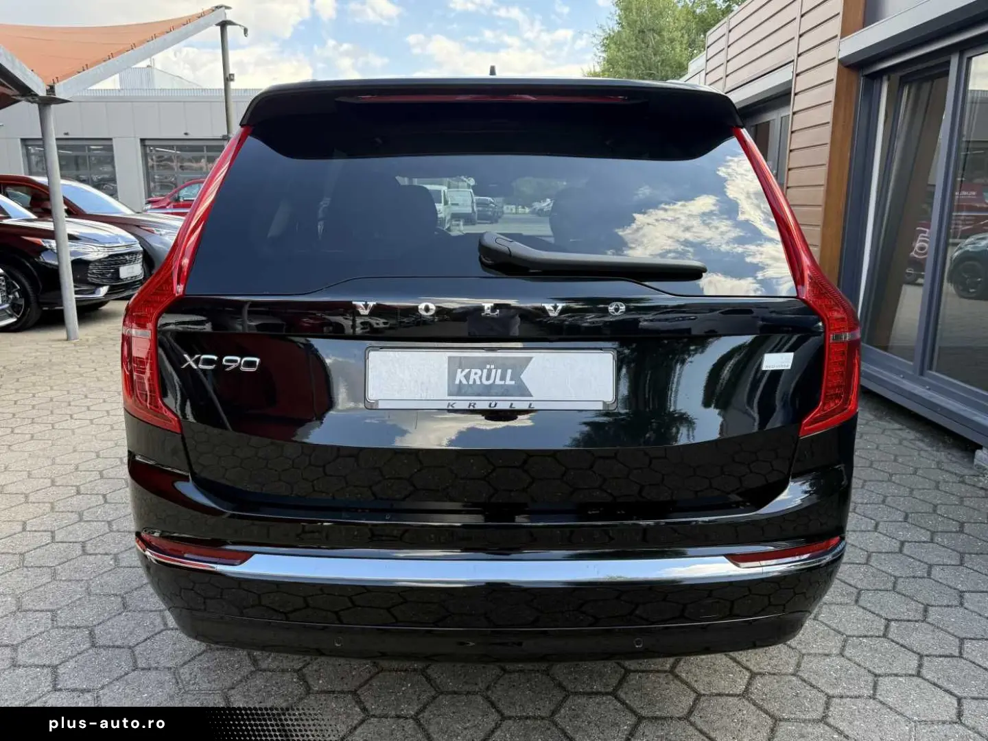 VOLVO XC 90 T8 Core Recharge Plug-In Hybrid AWD