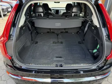 VOLVO XC 90 T8 Core Recharge Plug-In Hybrid AWD