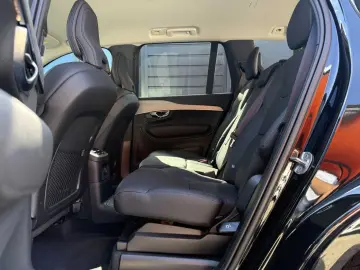 VOLVO XC 90 T8 Core Recharge Plug-In Hybrid AWD