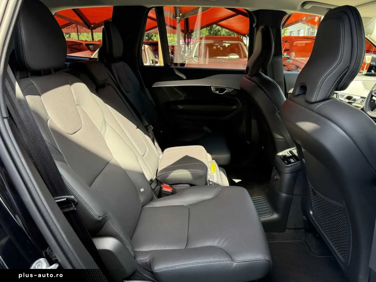 VOLVO XC 90 T8 Core Recharge Plug-In Hybrid AWD